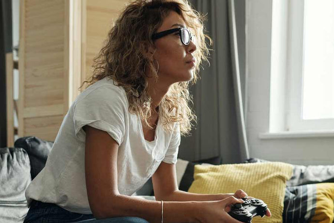 Lunettes anti-lumière bleue ou gaming : quelle différence ?